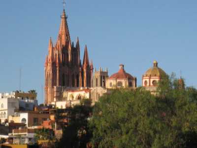 San Miguel de Allende: Blue Skies, Art, History, and Change