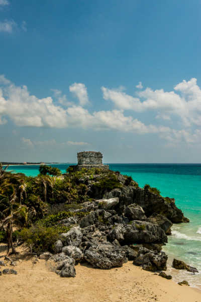 Temple of the Wind, Tulúm, Yucatán, Mexico
