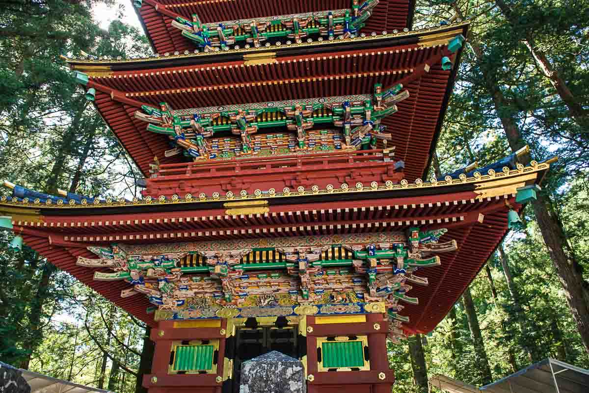 japan nikko pagoda detail