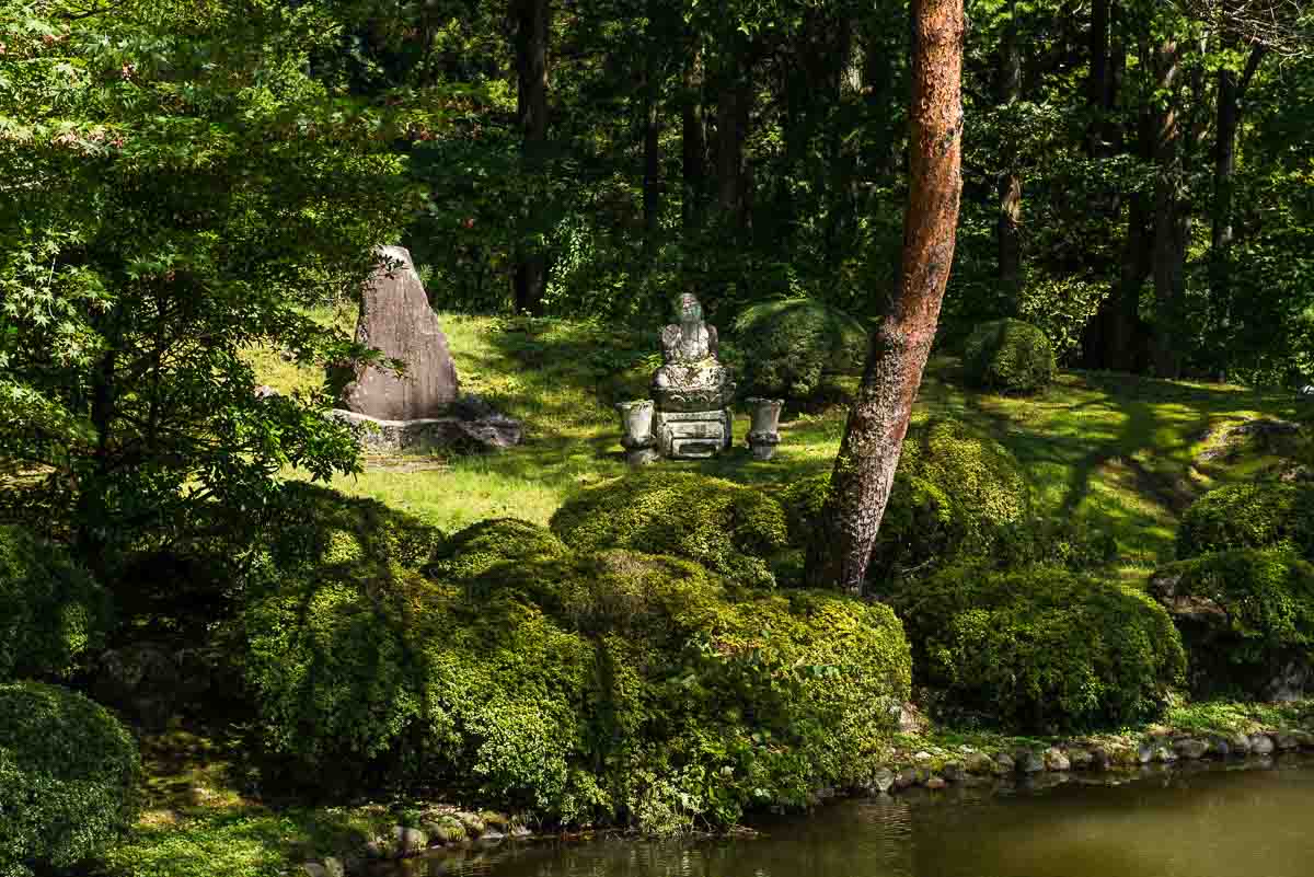 japan nikko temple garden