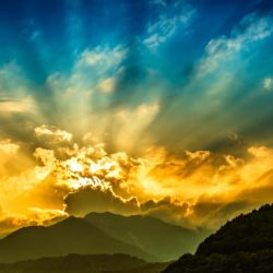 11 Tips to Make Your Travel Photos Better sunset shirakawago japan