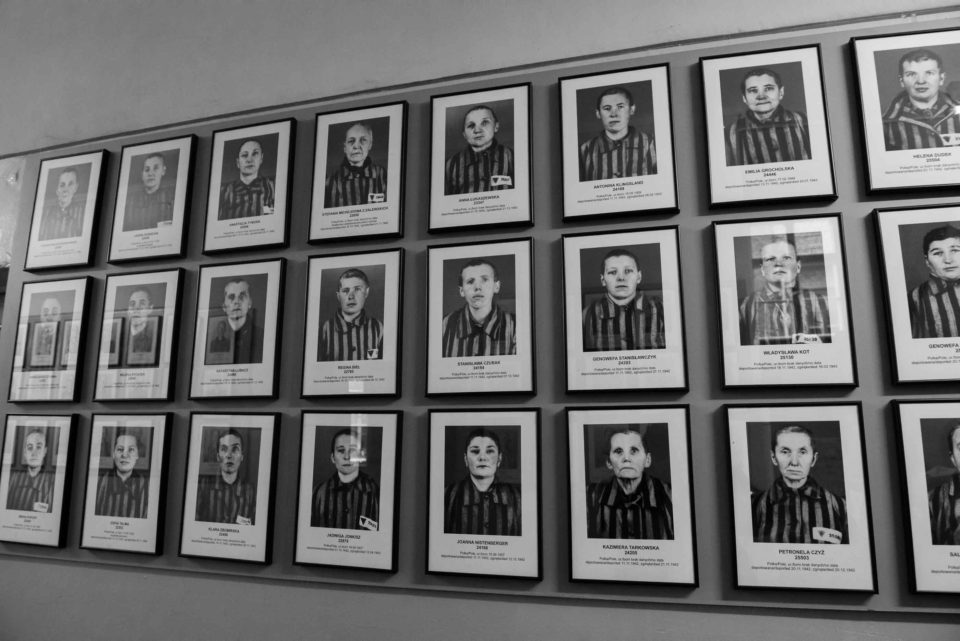 prisoner photos Auschwitz