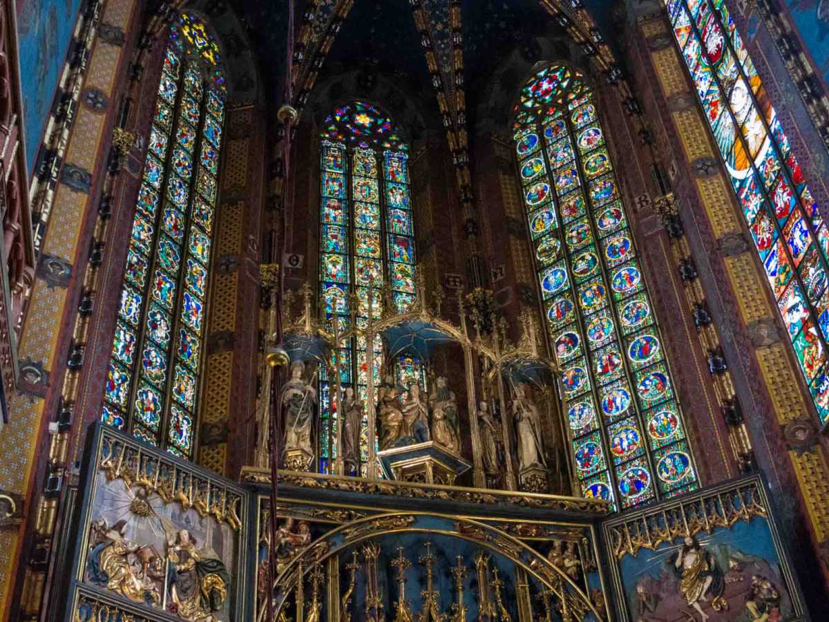 St Mary S Basilica Krakow Poland Travel Past