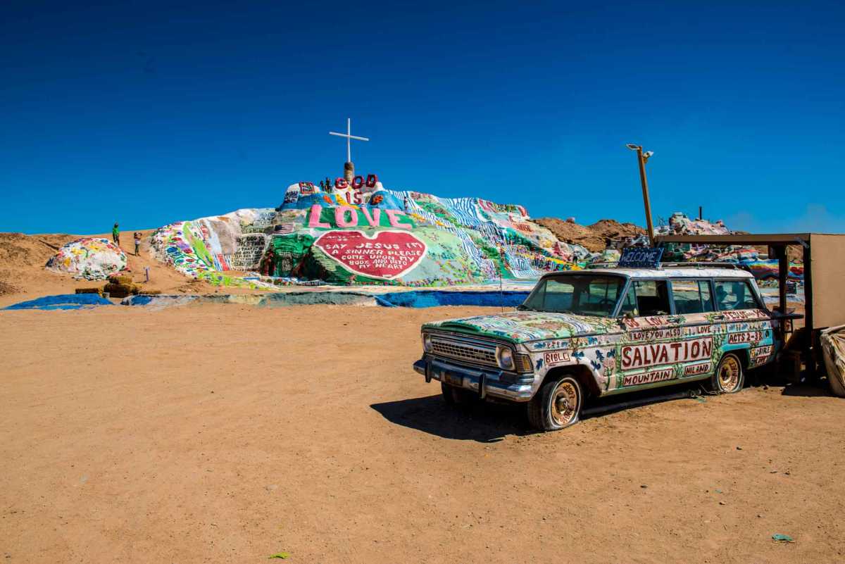 salvation mountain 2