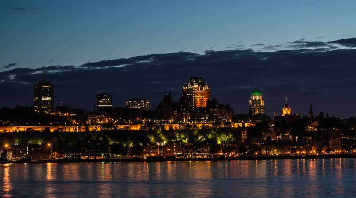 quebec city night 7