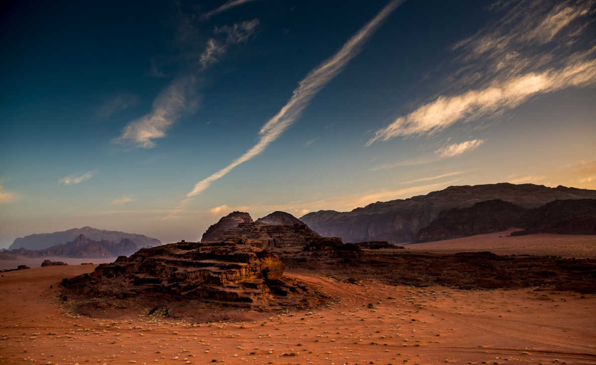 dawn wadi rum jordan