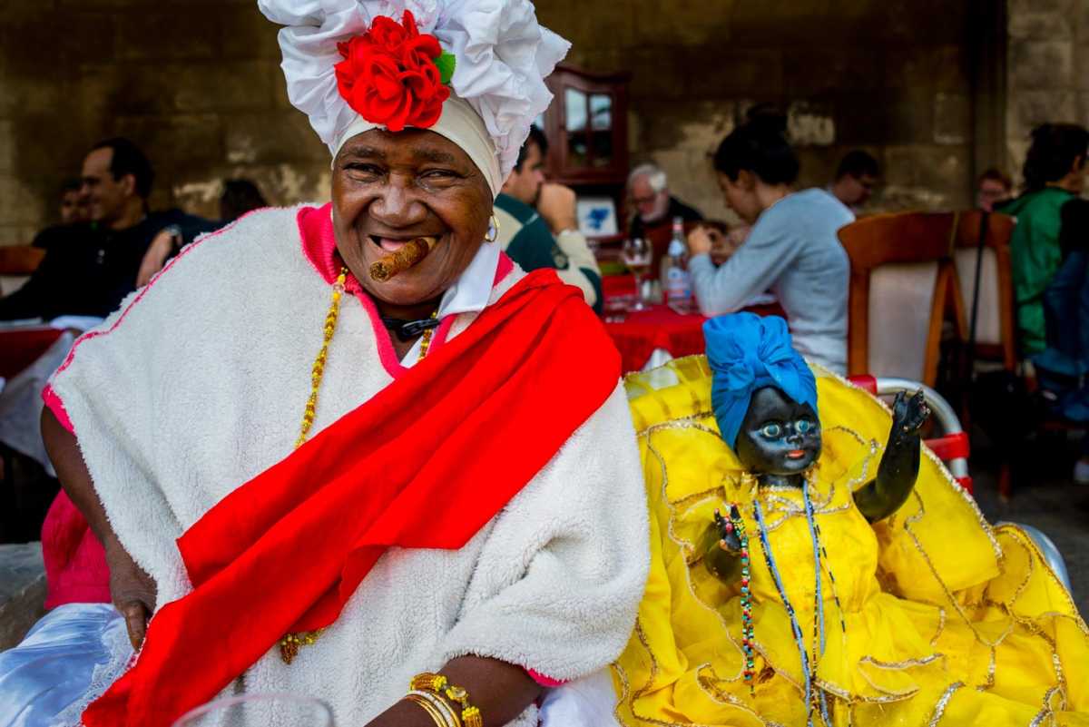 fortune teller havana cuba