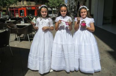Time Zones, A Photo Exhibit, Minneapolis, March-July 2017 murcia girls in white