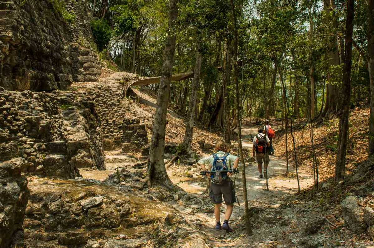 el mirador hiking