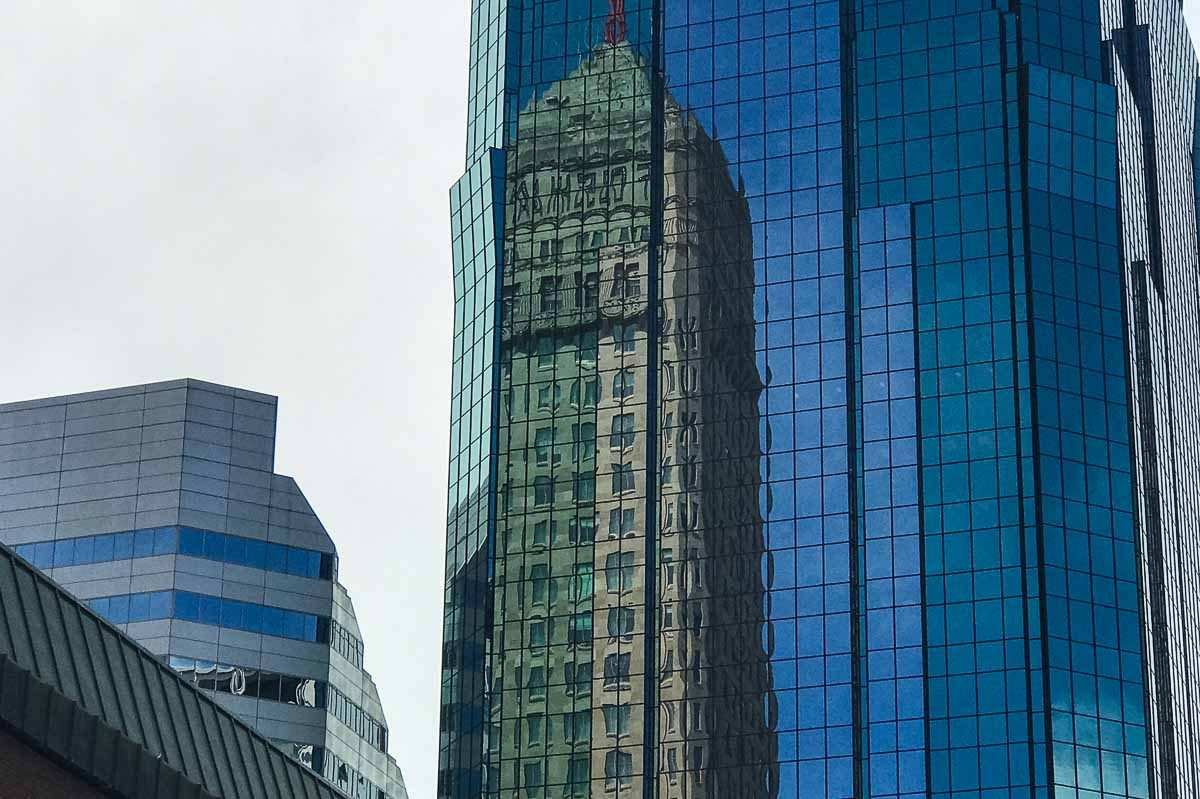 USA_Minneapolis_foshay tower reflection