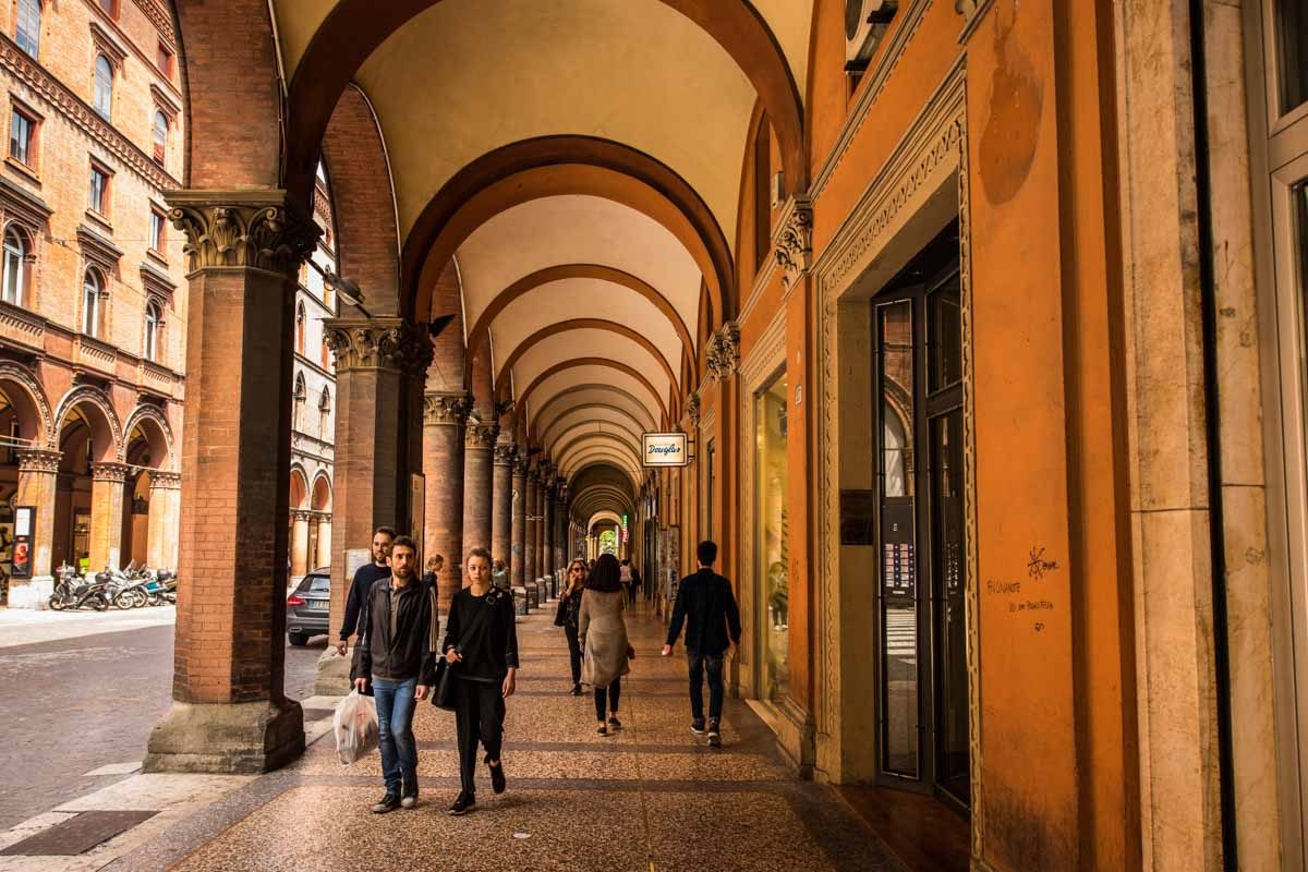 italy bologna portico 2