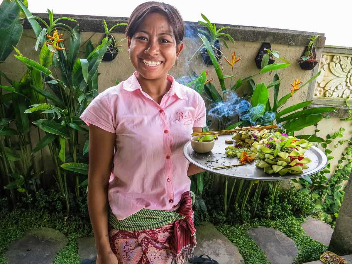 Bali ubud wayan offerings what to do in bali