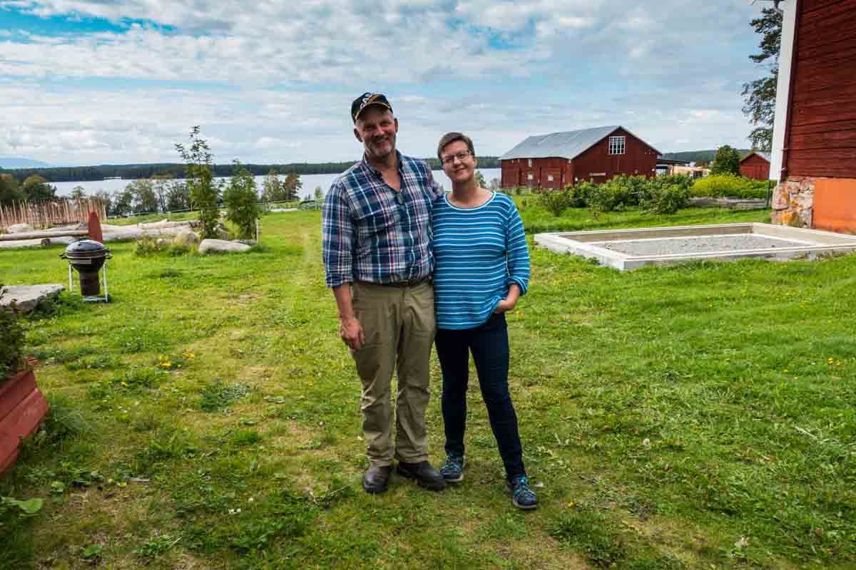 Sweden farm couple Niklas Camilla