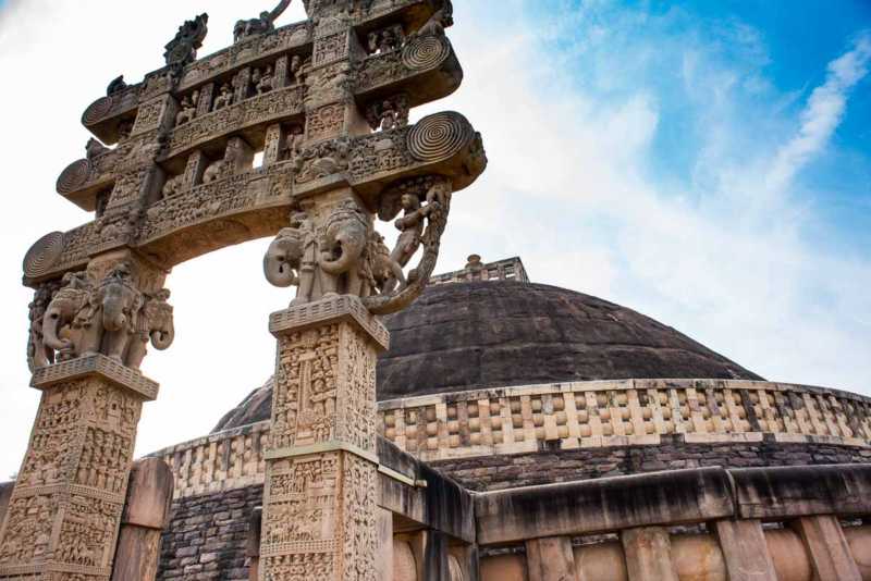 The Buddhist Monuments At Sanchi, India - Travel Past 50