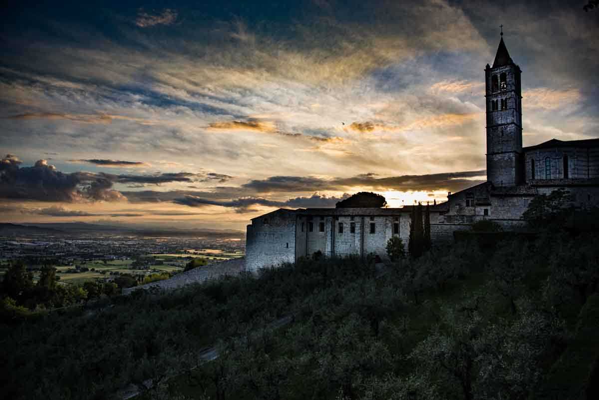 church of saint clare assisi italy