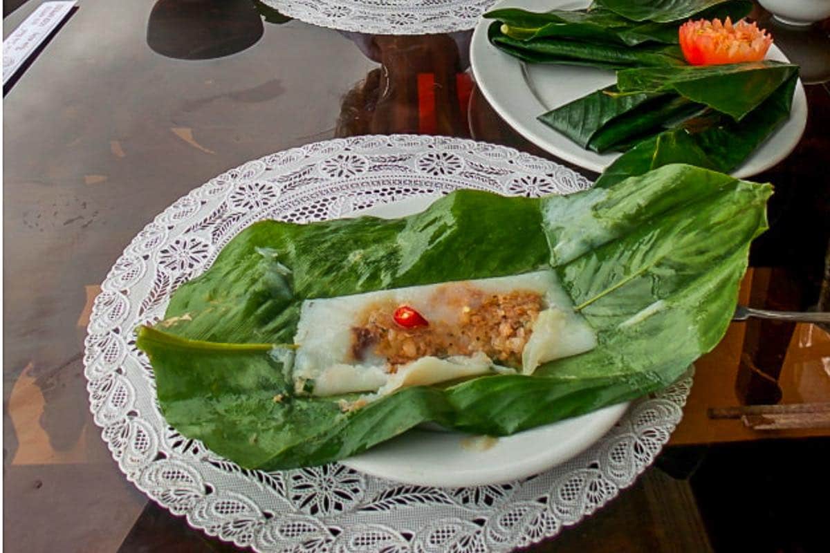 Food in Vietnam Cooking in Hoi An