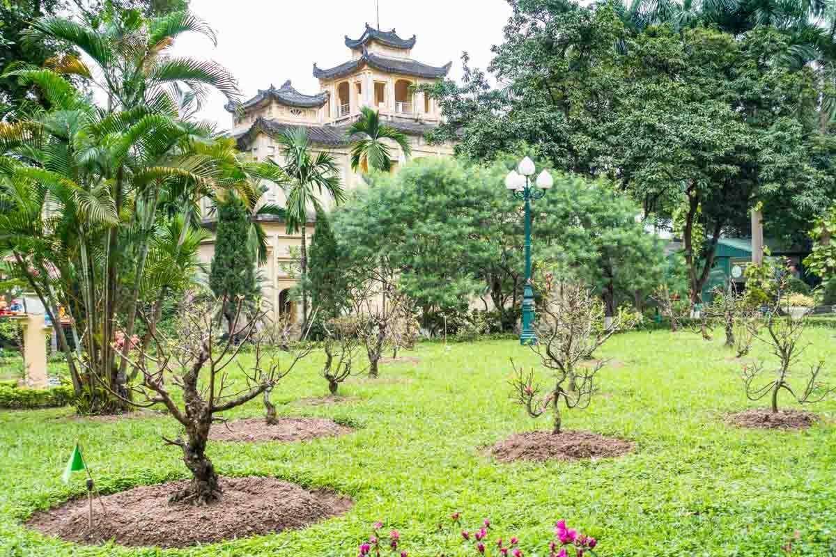 vietnam hanoi imperial citadel princess pagoda