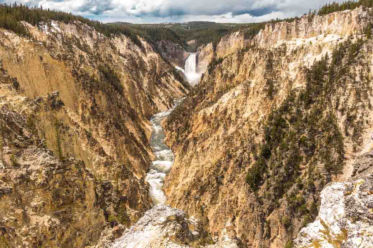 falls yellowstone