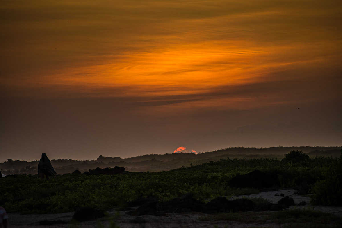 galapagos san cristobal sunset