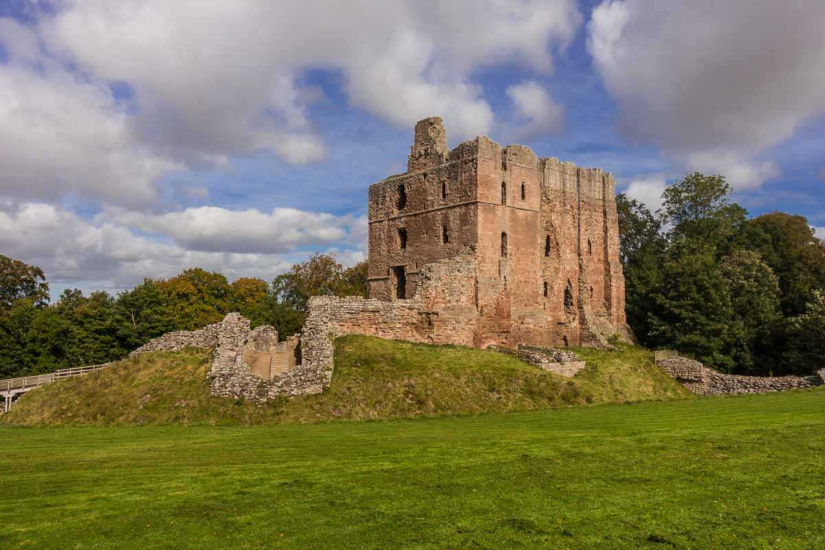 cycling england norham castle