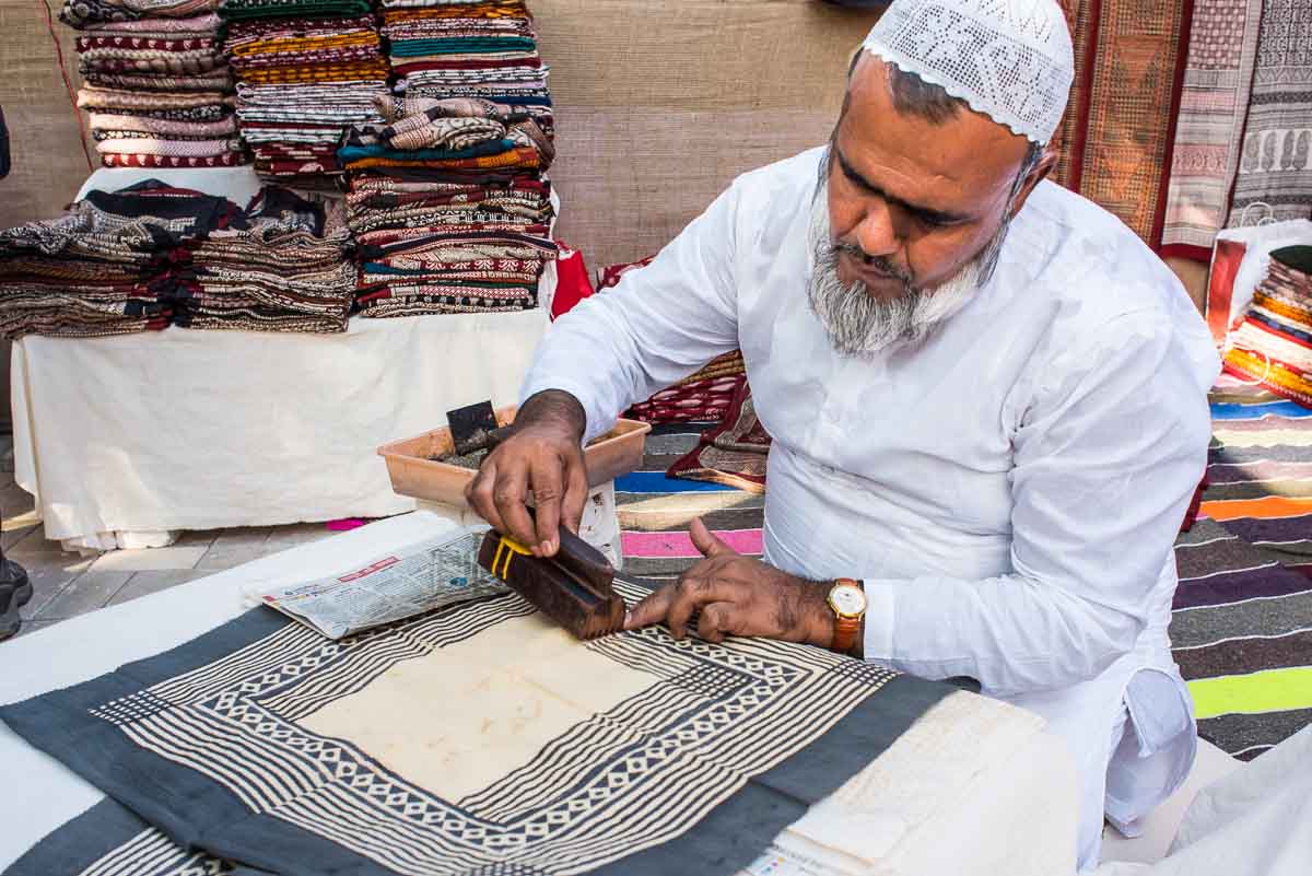 Textile arts Madhya Pradesh handicrafts India