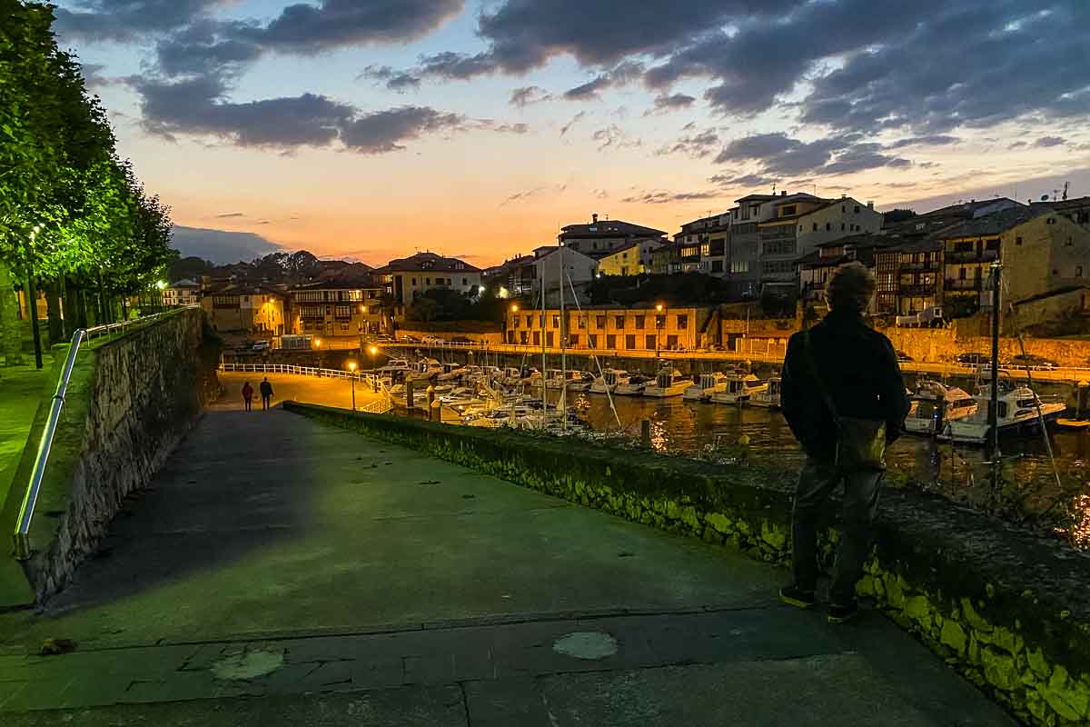 asturias llanes night